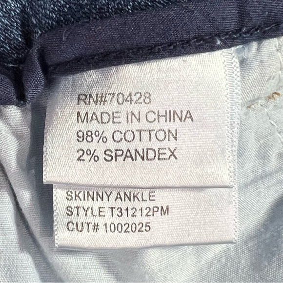 TRU Luxe Skinny Ankle Denim Blue Jean Medium Wash w Frayed Tiered Hem Size 6 - Picture 7 of 11